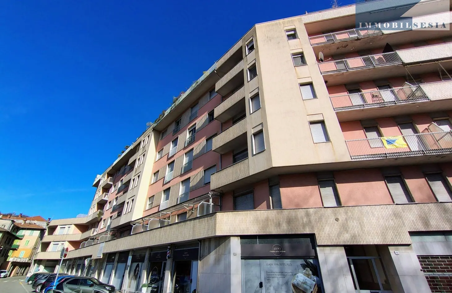 Appartamento in vendita a Borgosesia (rif. 10136): foto 2 di 31