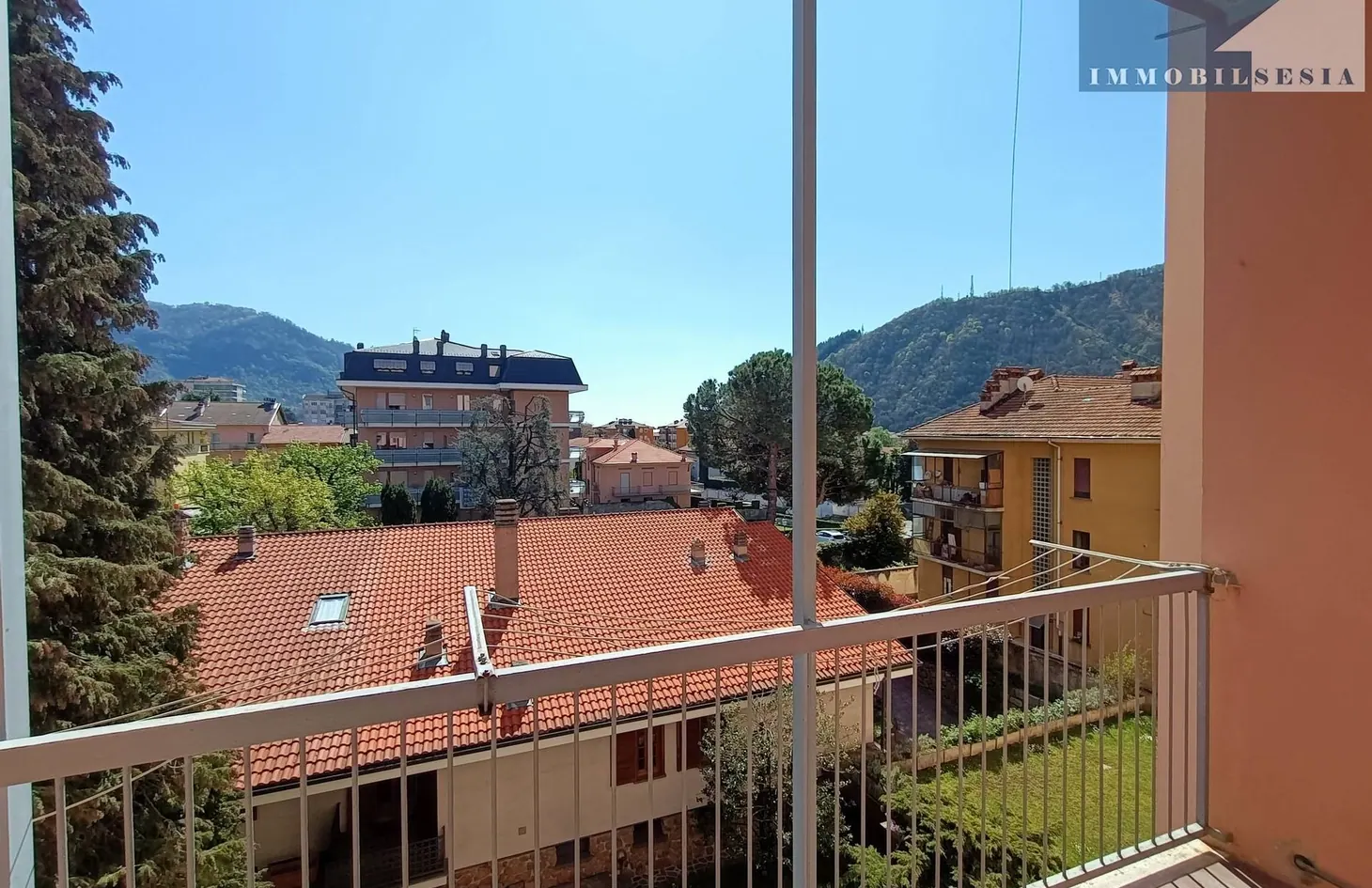 Appartamento in vendita a Borgosesia (rif. 10136): foto 3 di 31
