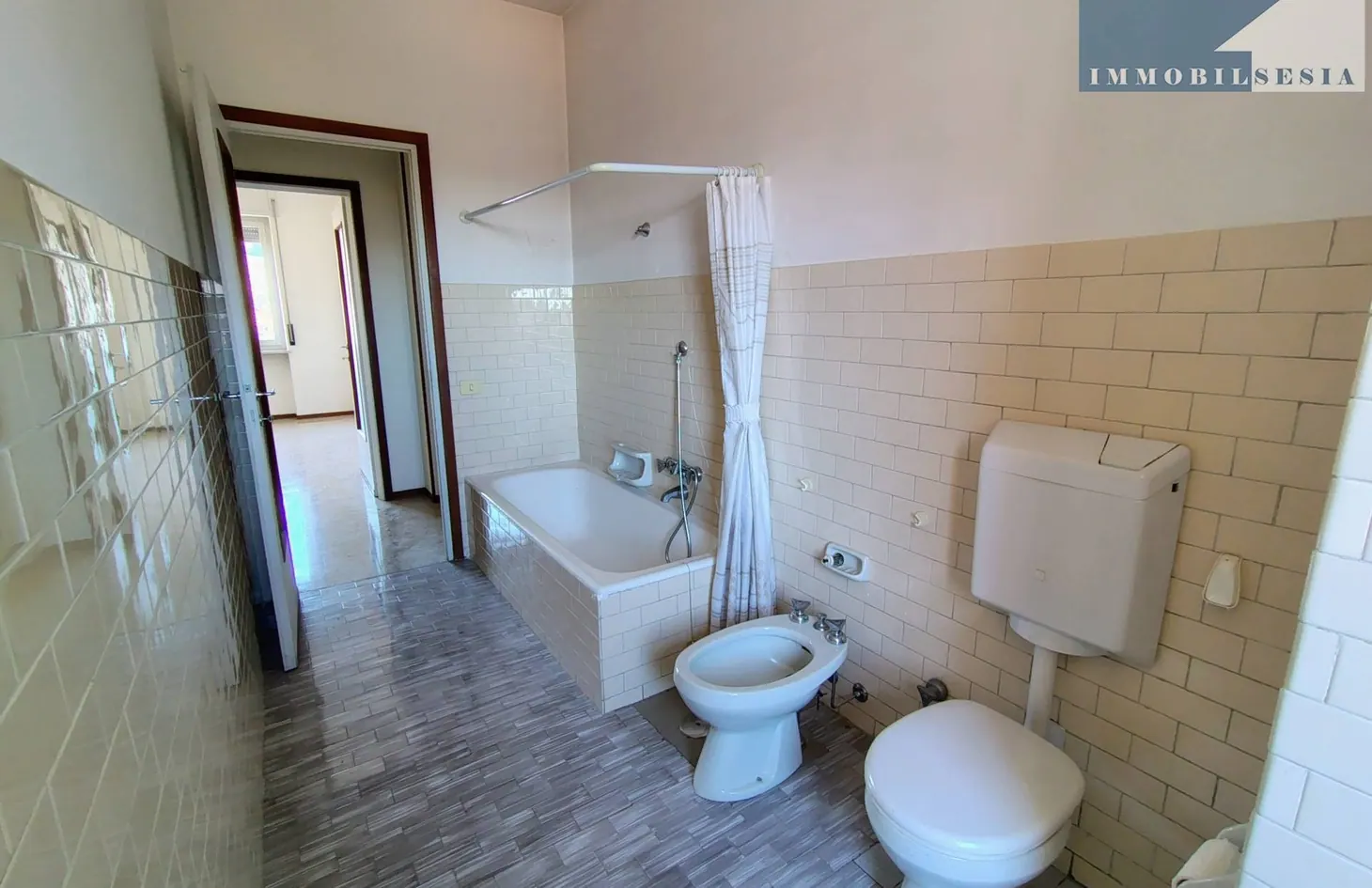 Appartamento in vendita a Borgosesia (rif. 10136): foto 13 di 31