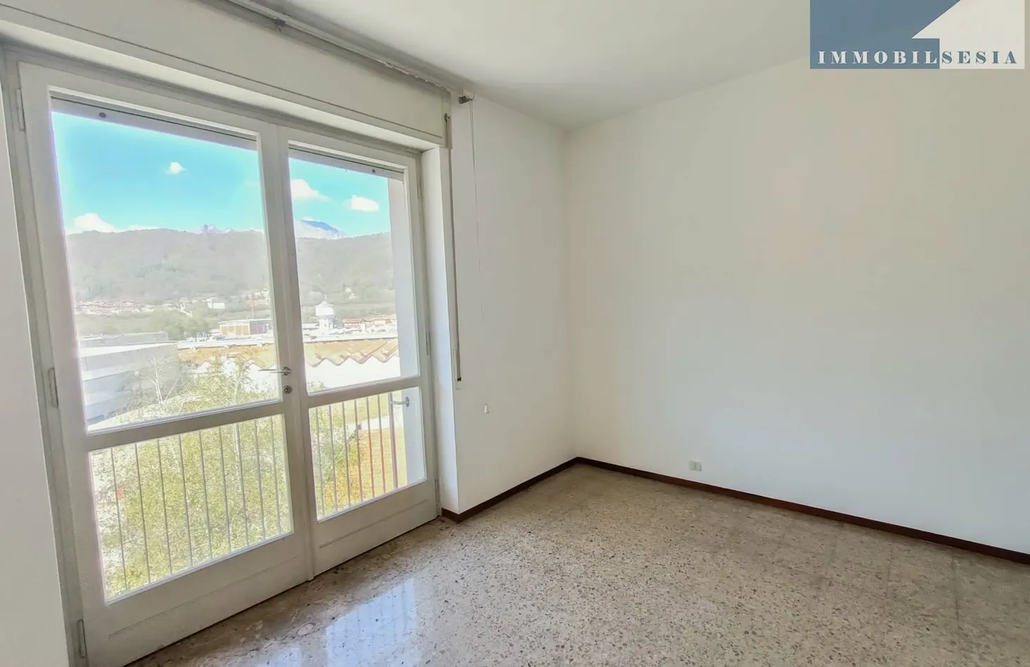 Appartamento in vendita a Borgosesia (rif. 10136): foto 29 di 31