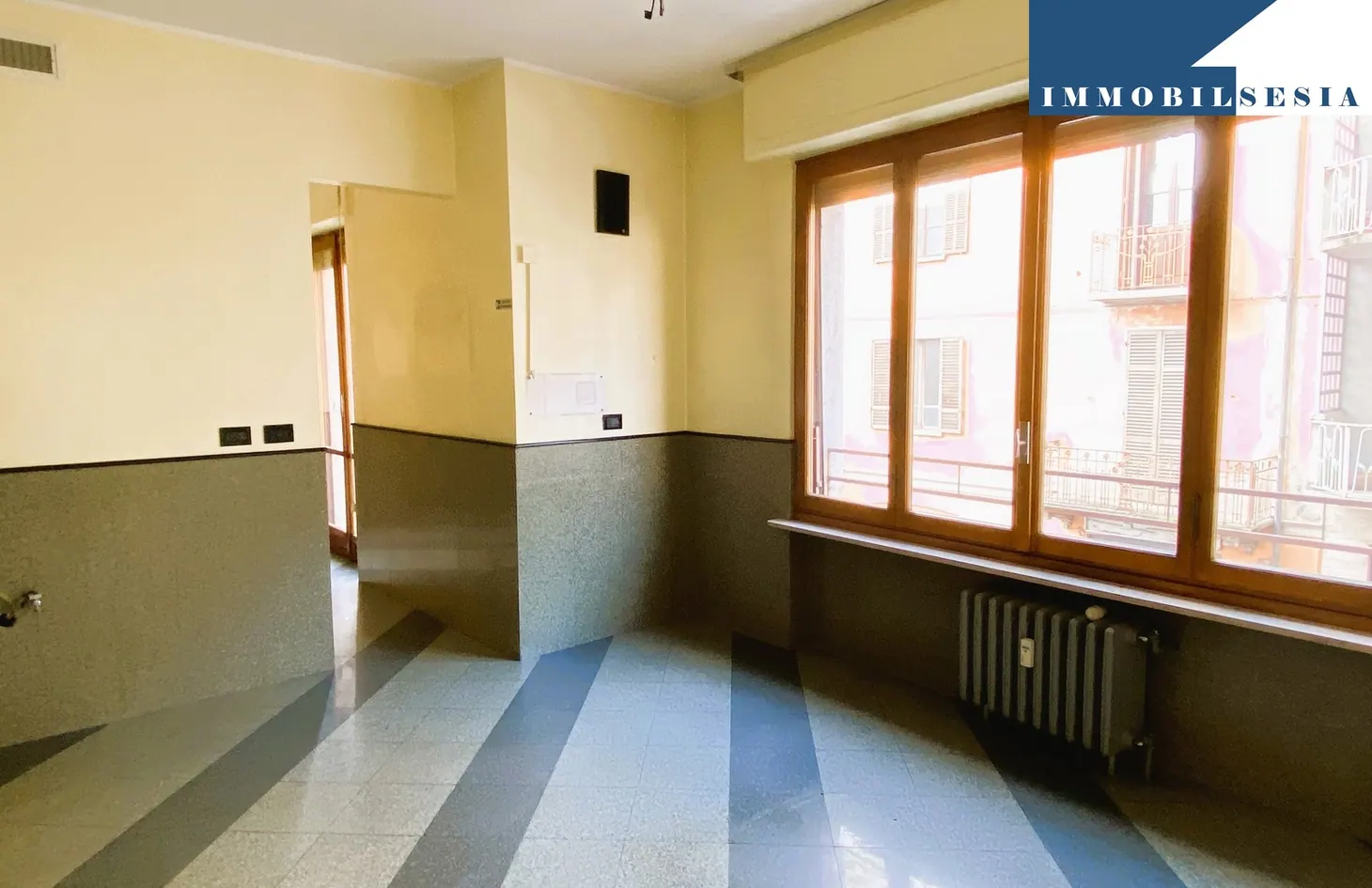 Appartamento in vendita a Borgosesia (rif. 10142): foto 4 di 24