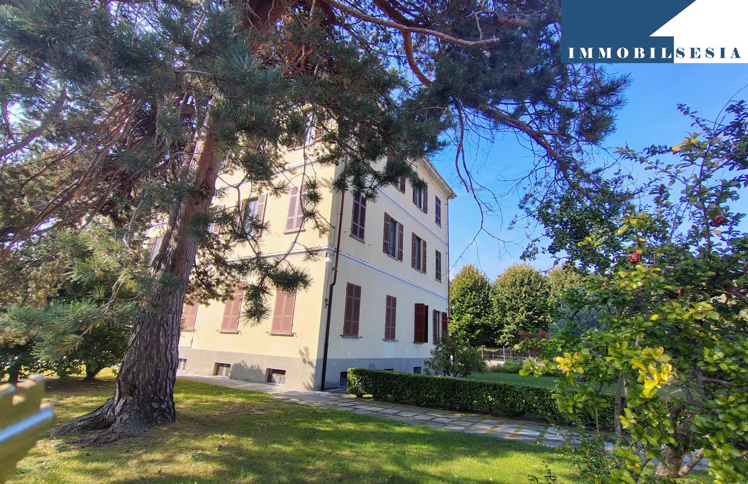 Appartamento in vendita a Borgosesia (rif. 10177): foto 35 di 39