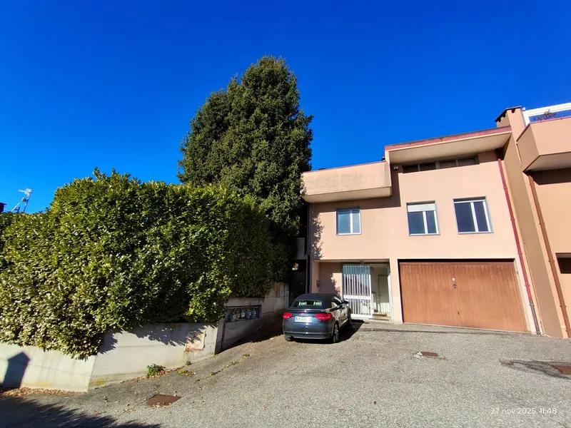 Casa o Villa venduta a Borgosesia (rif. 10131): foto di copertina