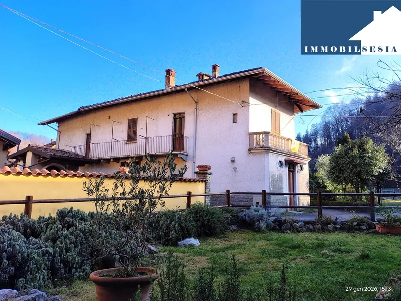 Casa o Villa in vendita a Borgosesia (rif. 10135): foto di copertina