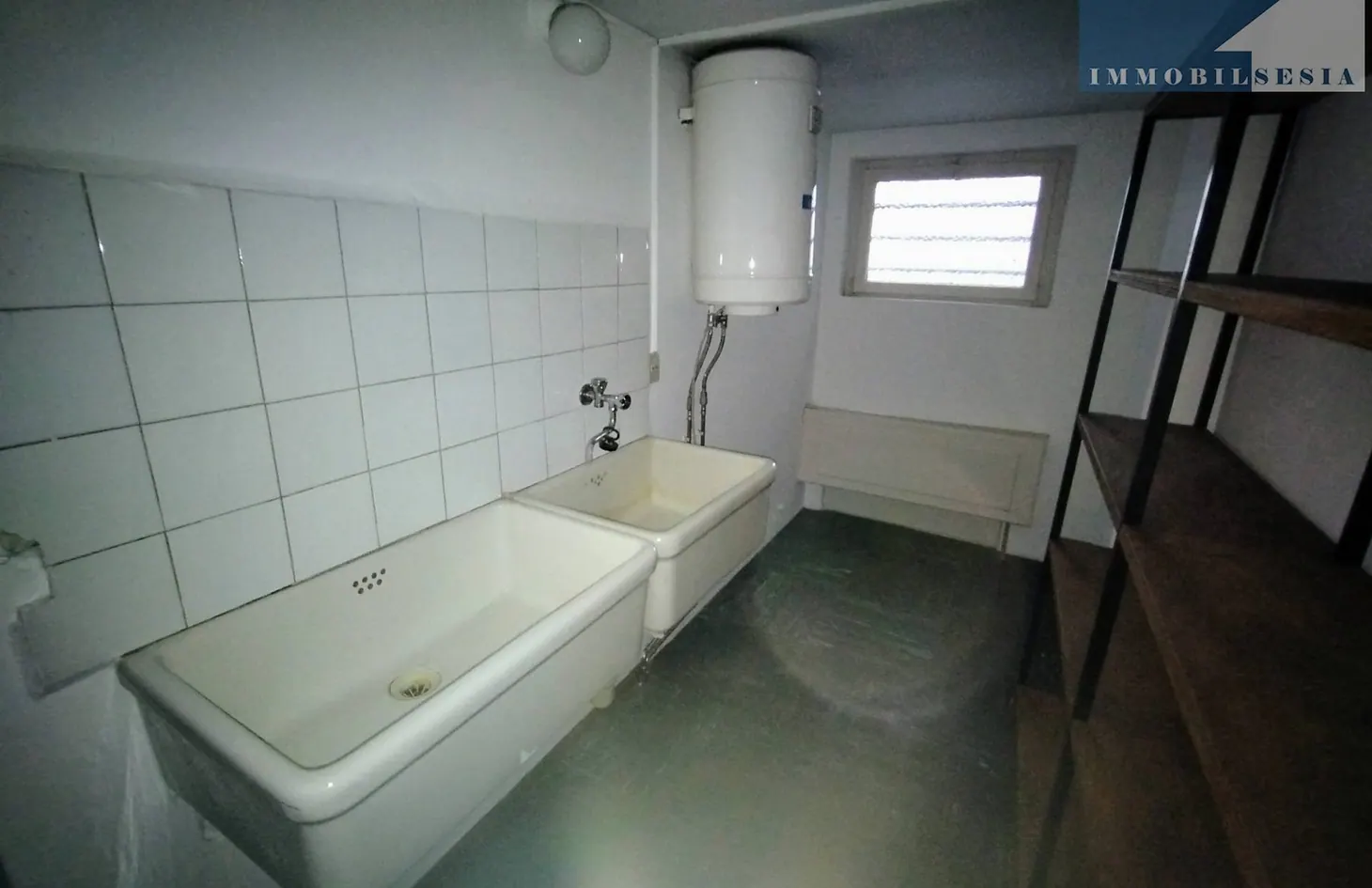 Negozio in affitto a Borgosesia (rif. 10149): foto 9 di 30