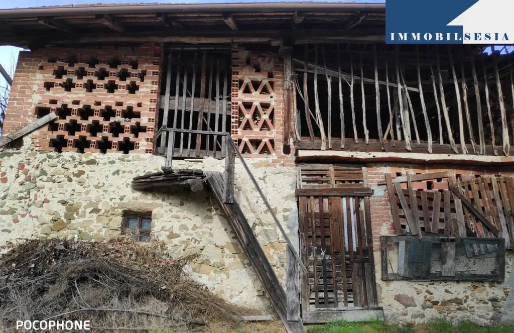 Rustico in vendita a Cellio (rif. 10073): foto 4 di 14