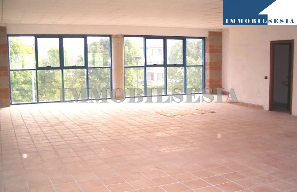 Ufficio Studio in vendita a Roasio (rif. 10059): foto 1 di 12
